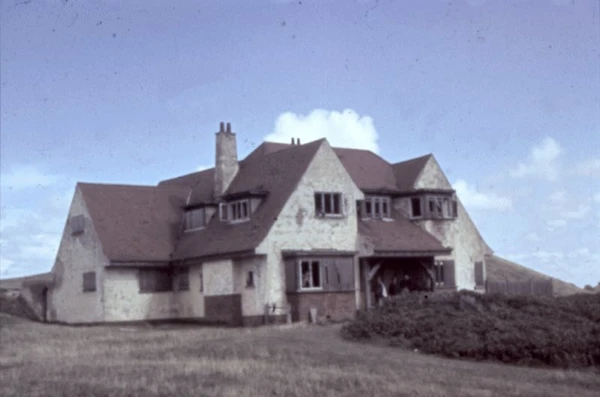 Inden nedrivningen i 1958 var Villa Heatherhill i en sørgelig forfatning.